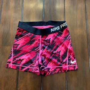 Nike Pro